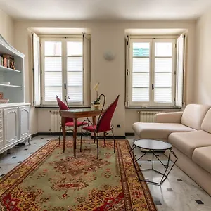 Apartment Casa Marina Nel Cuore Di, Genoa